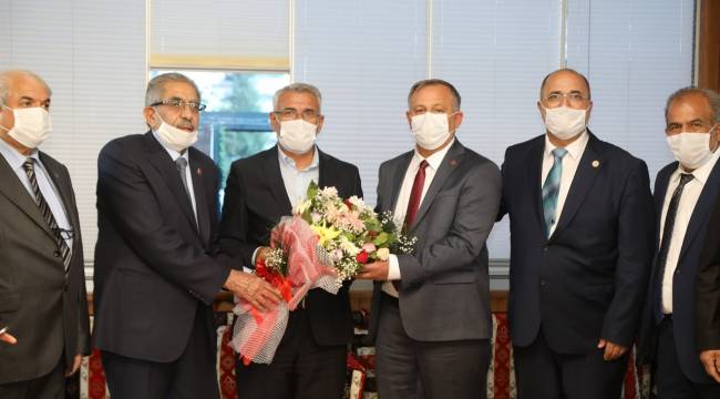 MUHTARLARDAN BAŞKAN GÜDER'E ANLAMLI ZİYARET