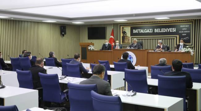 BAŞKAN GÜDER: "HER ALANDA BATTALGAZİ'Yİ DAHA DA İLERİYE GÖTÜRECEĞİZ"