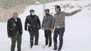  BATTALGAZİ BELEDİYESİ KARLA MÜCADELE ÇALIŞMALARINA HIZLI BAŞLADI BAŞKAN GÜDER: "29 İŞ MAKİNESİ VE 500 PERSONELİMİZ İLE SAHADAYIZ"