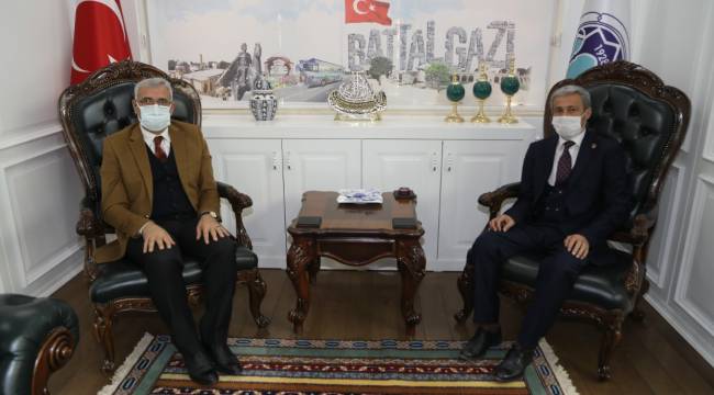  TÜRKMEN DOSTU BAŞKAN GÜDER'E TEŞEKKÜR ZİYARETİ