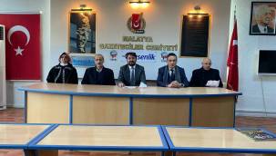 YEŞİLDER Vahap Küçük Araştırma komisyon Başkanı Erdoğan Zelyurt, Malatya Gazeteciler Cemiyetinde, "Vahap Küçük Gazetecilik Başarı Ödülleriyle ilgili Basın açıklaması yaptı. Açıklamada ;