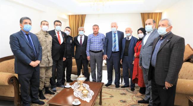  BAŞKAN GÜDER'DEN ŞEHİT AİLESİNE ANLAMLI ZİYARET