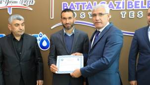 İDLİB'TE BATTALGAZİ MAHALLESİ KURULACAK BAŞKAN GÜDER: "BU İYİLİK SEFERBERLİĞİ BİZİ GURURLANDIRDI"