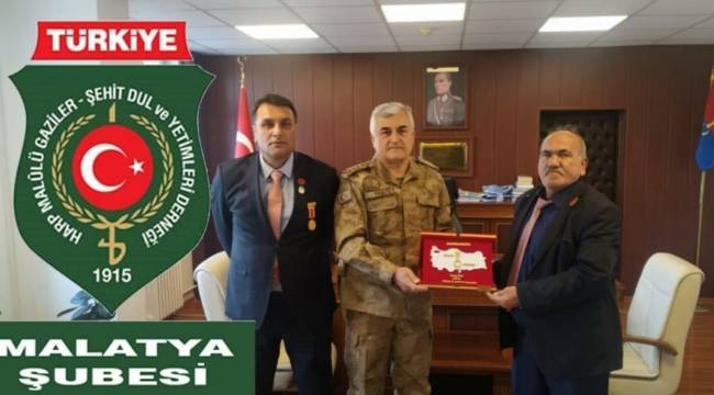 'ŞEHİTLERİMİZ BİZİM ŞEREF MADALYALARIMIZDIR'