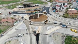 6 MAHALLENİN YARARLANACAĞI ÇARMUZU KAVŞAĞINDA ÇALIŞMALAR SÜRÜYOR