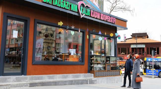 BATTALGAZİ'NİN KALBİ KADIN KOOPERATİFİ KAFE MARKET BÜYÜK İLGİ GÖRÜYOR