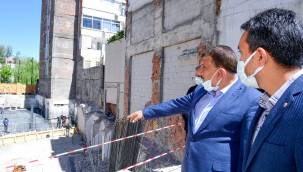 Eski Özel İdare Binası alanında yapılacak olan İş Merkezi Çalışmaları Başladı