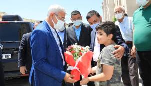 BAŞKAN GÜDER'İN ÖZEL TALİMATININ STARTI VERİLDİ 32 PARKTA YENİLEME ÇALIŞMASI BAŞLADI