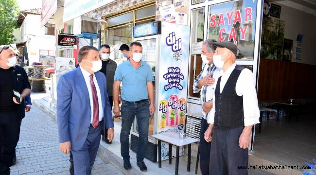 BAŞKAN GÜRKAN, ESKİMALATYA MEYDANINDA ESNAF VE VATANDAŞLARI ZİYARET ETTİ