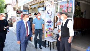 BAŞKAN GÜRKAN, ESKİMALATYA MEYDANINDA ESNAF VE VATANDAŞLARI ZİYARET ETTİ