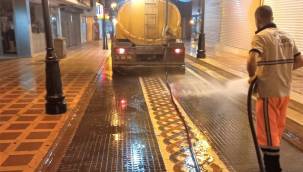 BATTALGAZİ BELEDİYESİ TEMİZLİK EKİPLERİNDEN GECE MESAİSİ