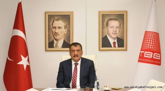 Malatya Büyükşehir Belediye Başkanı ve TBB Başkanvekili Gürkan, Milli Eğitim Bakanı Selçuk ve Belediye Başkanlarıyla Bir Araya Geldi