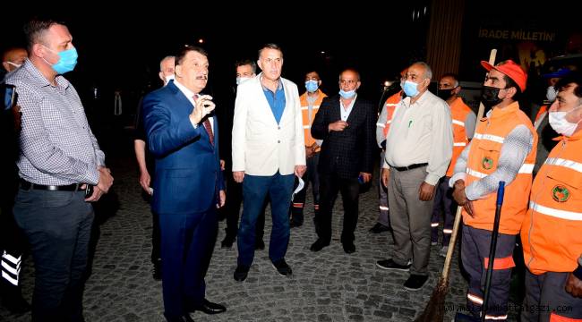 MALATYA BÜYÜKŞEHİR BELEDİYESİ EKİPLERİ 7/24 GÖREV BAŞINDA