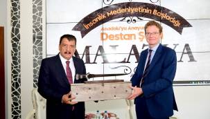 AB Türkiye Delegasyonu Başkanı'nı Makamında ağırlayan Başkan Gürkan