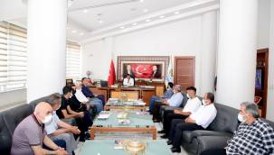 AK PARTİ YEREL YÖNETİMLERDEN BAŞKAN GÜRKAN'A ZİYARET