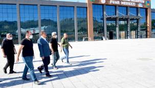 BAŞKAN GÜRKAN FUAR ALANINDAKİ YENİ YOL ÇALIŞMALARINI İNCELEDİ MALATYA'YI YENİ YOL AKSLARIYLA DONATIYORUZ