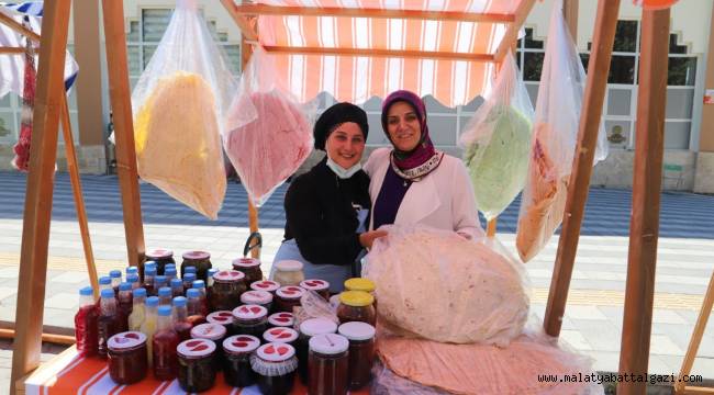 BATTALGAZİ'NİN KALBİ KADIN KOOPERATİFİ HANIMELİ PAZARI YENİDEN KAPILARINI AÇTI