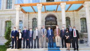 Büyükelçi Nikolaus Meyer-Landrut ile Kent Müzesini gezen Başkan Gürkan,