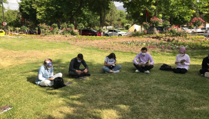 '' OKUYAN BİR GENÇLİK HER ZAMAN ÖNDEDİR ''