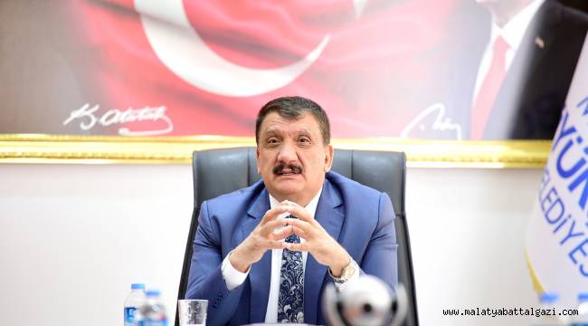 'Sürdürülebilir Şehirler ve İşbirliği' Çalıştayında konuşan Başkan Gürkan,