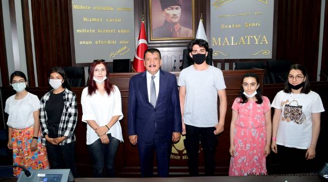 'BABAMA MEKTUP' YARIŞMASININ ÖDÜL TÖRENİ GERÇEKLEŞTİRİLDİ