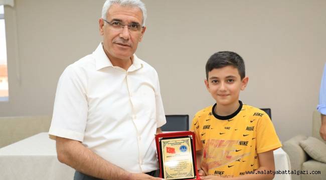  BAŞKAN GÜDER, HAFIZLIK İCAZET MERASİMİNE KATILDI