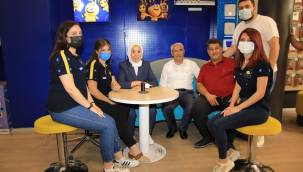 BAŞKAN GÜDER, İNÖNÜ CADDESİ ESNAFLARINI GEZDİ