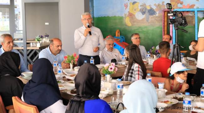 BATTALGAZİ'DE "DOSTLUK GÜNÜ" GEZİ TURU İLE KUTLANDI