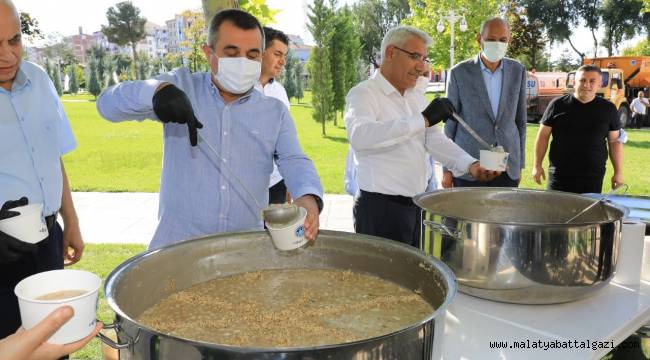 BATTALGAZİ'NİN GÖNÜLLÜ KADINLARINDAN AŞURE İKRAMI