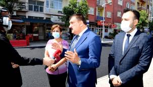 Büyükşehir Belediyesi Tarafından Cengiz Topel Ve Fahri Kayahan Caddeleri Arasındaki Yollar Asfaltlanıyor