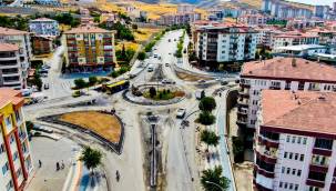 Çöşnük Mahallesi Eşref Bitlis Caddesi üzerinde Akıllı Kavşak yapılıyor