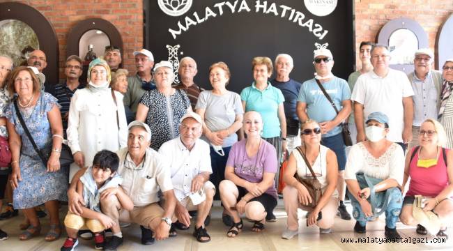 DÜNYA KÜLTÜR MİRASI LİSTESİ'NE GİREN ARSLANTEPE HÖYÜĞÜ  İLK TURİST KAFİLESİNİ AĞIRLADI