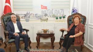 ESKİ BAKAN AKŞİT'TEN BAŞKAN GÜDER'E HİZMET VE YATIRIM TEŞEKKÜRÜ