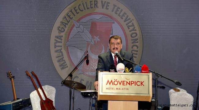 10 Ocak Çalışan Gazeteciler Günü Programına Katılan Başkan Gürkan