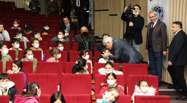 BATTALGAZİ BELEDİYESİ'NDEN ÇOCUKLARA SİNEMA ETKİNLİĞİ