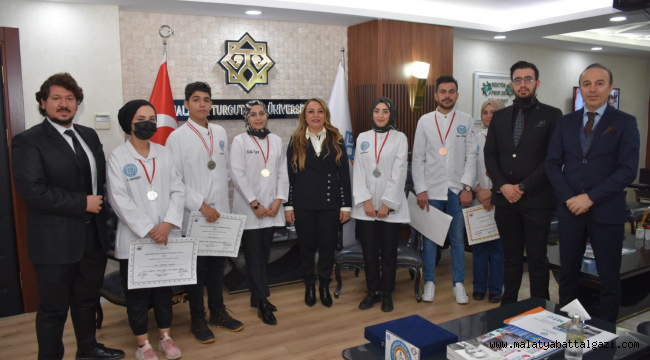 MTÜ'lü Genç Şefler 18. İstanbul Mutfak Günlerinde 6 Madalya ile Döndü
