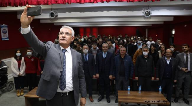 BAŞKAN GÜDER: "ÖNCELİĞİMİZ İNSANIMIZIN GÖNÜLLERİNİ FETHETMEKTİR"