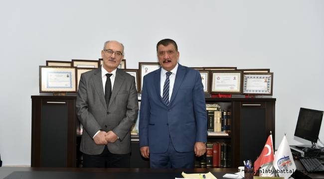 Kadastro İl Müdürü Onur Sadioğlu'nu ziyaret eden Başkan Gürkan,