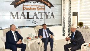 Kırgızistan Cumhurbaşkanı Danışmanı Börübaşov'u kabul eden Başkan Gürkan;