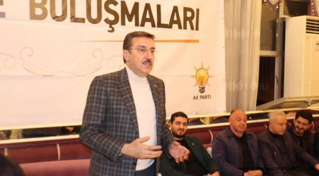 "Birileri gençlere Z kuşağı Y kuşağı desinler, Cumhurbaşkanımızın da ifade ettiği gibi biz Teknofest kuşağı diyoruz"