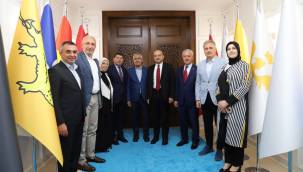 BAŞKAN GÜDER'E AK PARTİ HEYETİNDEN ANLAMLI ZİYARET