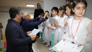 BATTALGAZİ BELEDİYE BAŞKANI OSMAN GÜDER, 4-6 YAŞ MİNİK ÖĞRENCİLERİN KUR'AN GEÇİŞ TÖRENİNE KATILDI.