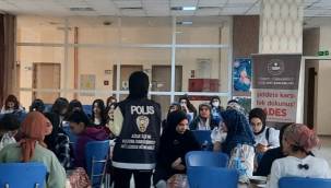 Üniversite öğrencilerine KADES hakkında bilgilendirme yapıldı