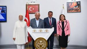 AK PARTİ GENEL BAŞKAN VEKİLİ BİNALİ YILDIRIM BÜYÜKŞEHİR BELEDİYESİNİ ZİYARET ETTİ